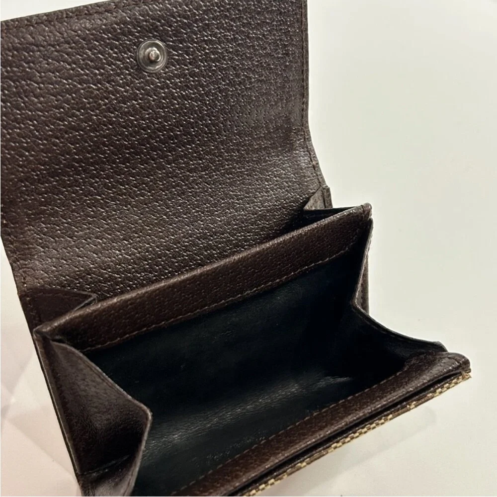 Gucci Brown GG Canvas Coin Case - Picture 10 of 13